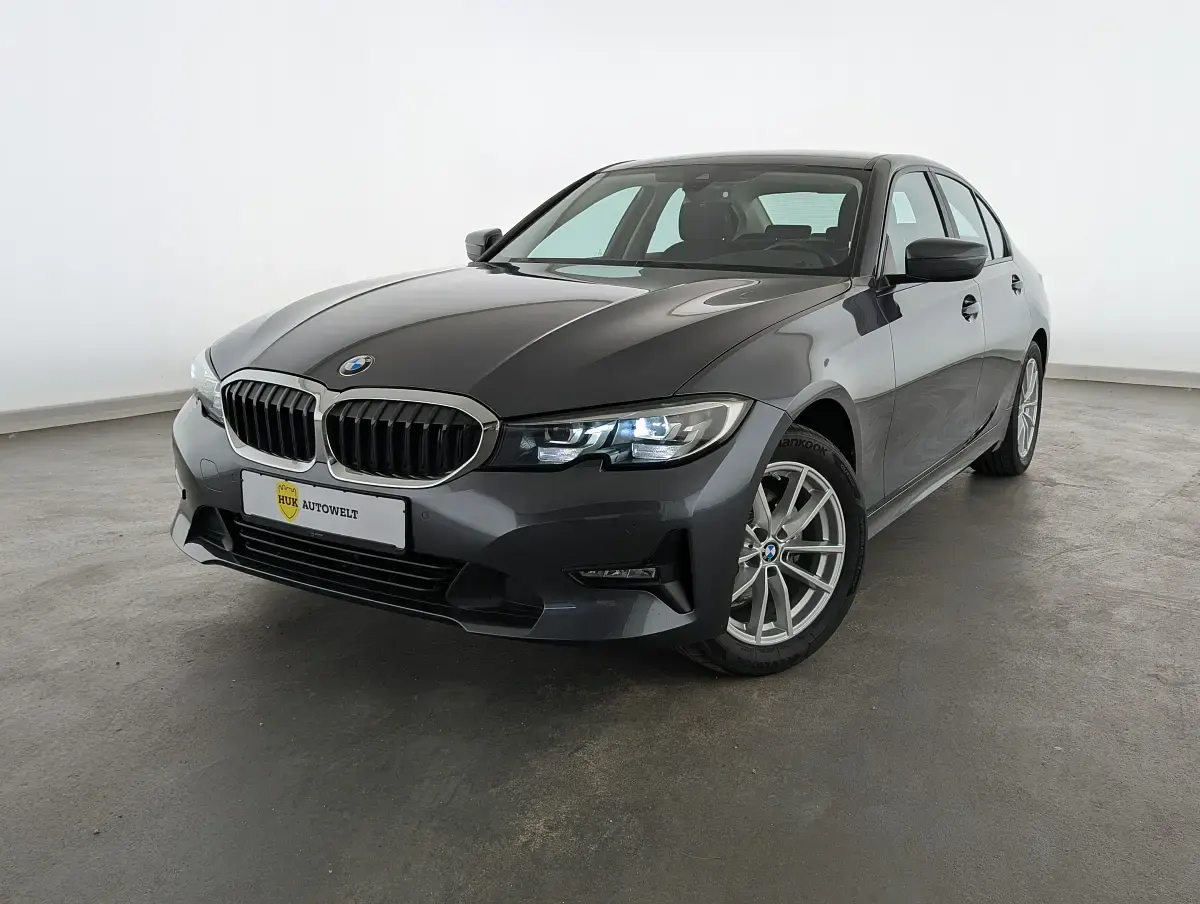 Gebraucht BMW 320 Advantage 190 PS (139 kW) 2022 Limousine