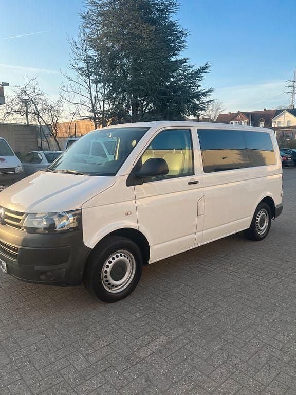 Gebraucht VW T5 102 PS (75 kW) 2014 Weiß Van