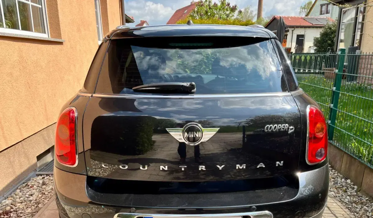 Gebraucht Mini Cooper D 111 PS (81 kW) 2014 Schwarz Kleinwagen