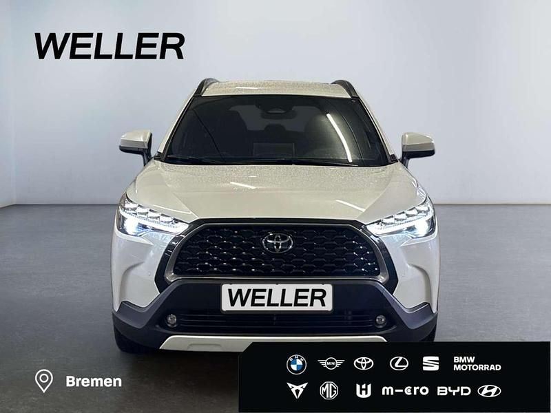Gebraucht Toyota Corolla Cross Team 140 PS (102 kW) 2024 Weiss SUV