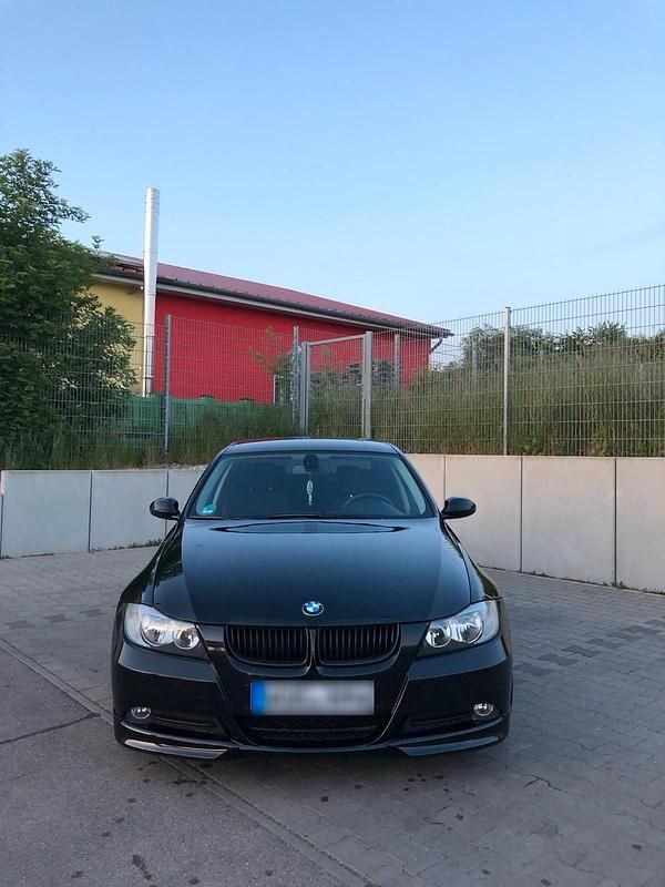 Gebraucht BMW 320 Shadowline 170 PS (125 kW) 2008 Schwarz Limousine