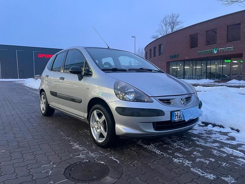 Gebraucht Honda Jazz 78 PS (57 kW) 2005 Silber Kleinwagen