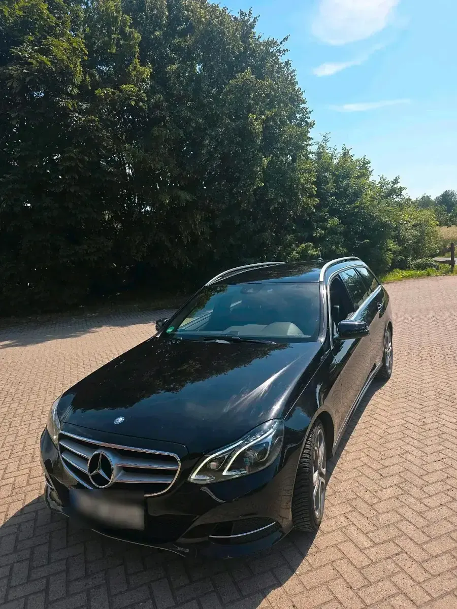 Gebraucht Mercedes E250 Avantgarde 211 PS (155 kW) 2016 Schwarz Kombi