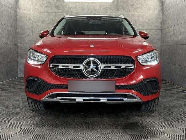 Gebraucht Mercedes GLA200 Progressive 150 PS (110 kW) 2023 Rot metallic SUV