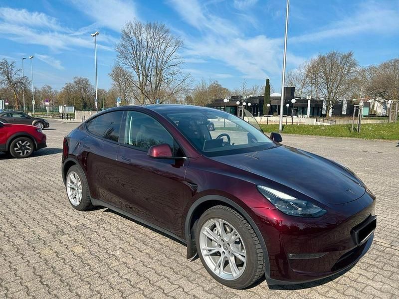 Gebraucht Tesla Model Y Long Range AWD 378 kW (514 PS) 2023 Rot SUV
