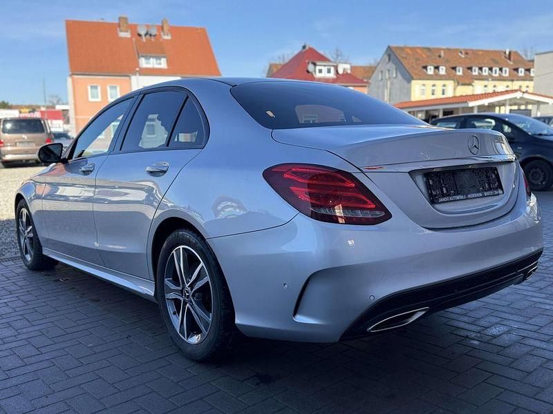 Gebraucht Mercedes C250 AMG line 211 PS (155 kW) 2018 Grau Limousine