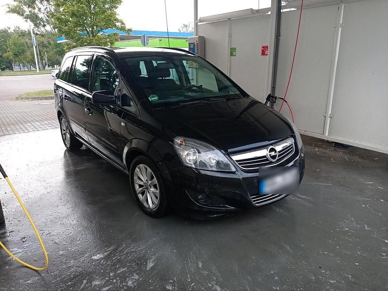 Schwarz Gebraucht 2014 Opel Zafira Van / Kleinbus | 4.500 € (Guter Preis) - Bild 1/4