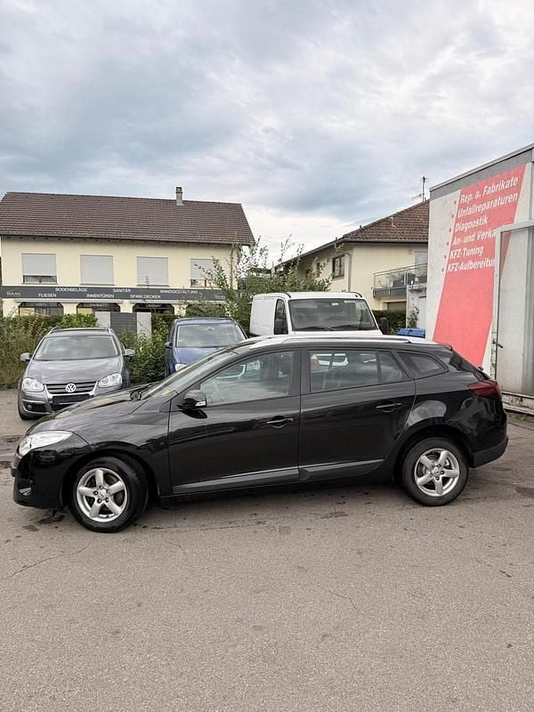 Gebraucht Renault Mégane III 110 PS (80 kW) 2009 Schwarz Kombi