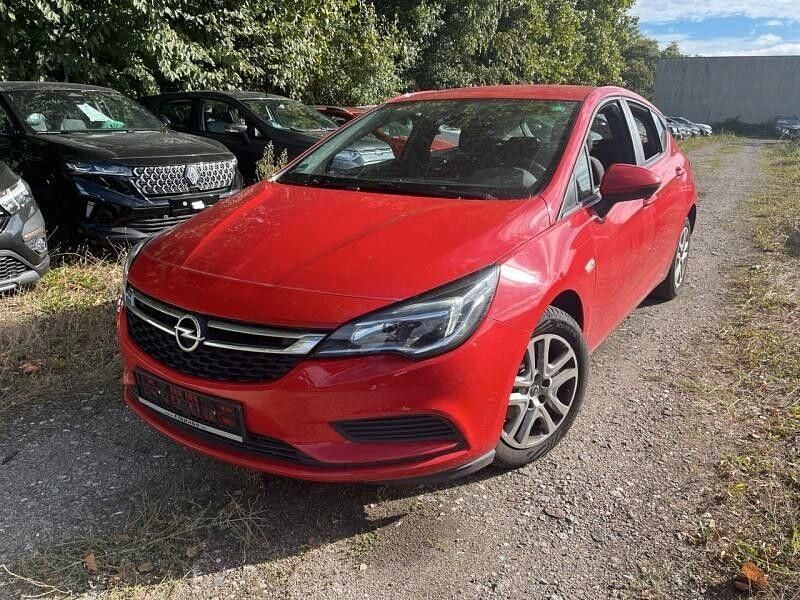 Rot Gebraucht 2018 Opel Astra Limousine | 8.990 € (Guter Preis) - Bild 1/2