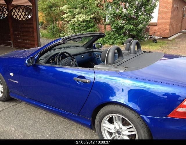 Gebraucht Mercedes SLK230 AMG 262 PS (192 kW) 1999 Blau metallic Cabrio