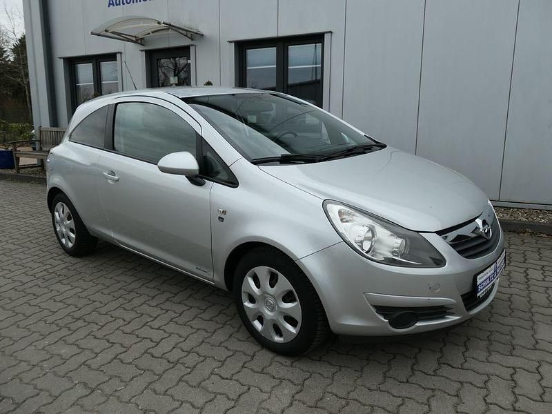 Gebraucht Opel Corsa Edition 69 PS (50 kW) 2010 Silber Kleinwagen