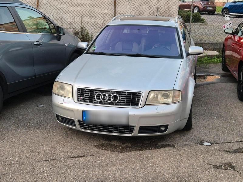 Silber Gebraucht 2004 Audi S6 Basis Kombi | 3.500 € - Bild 1/4