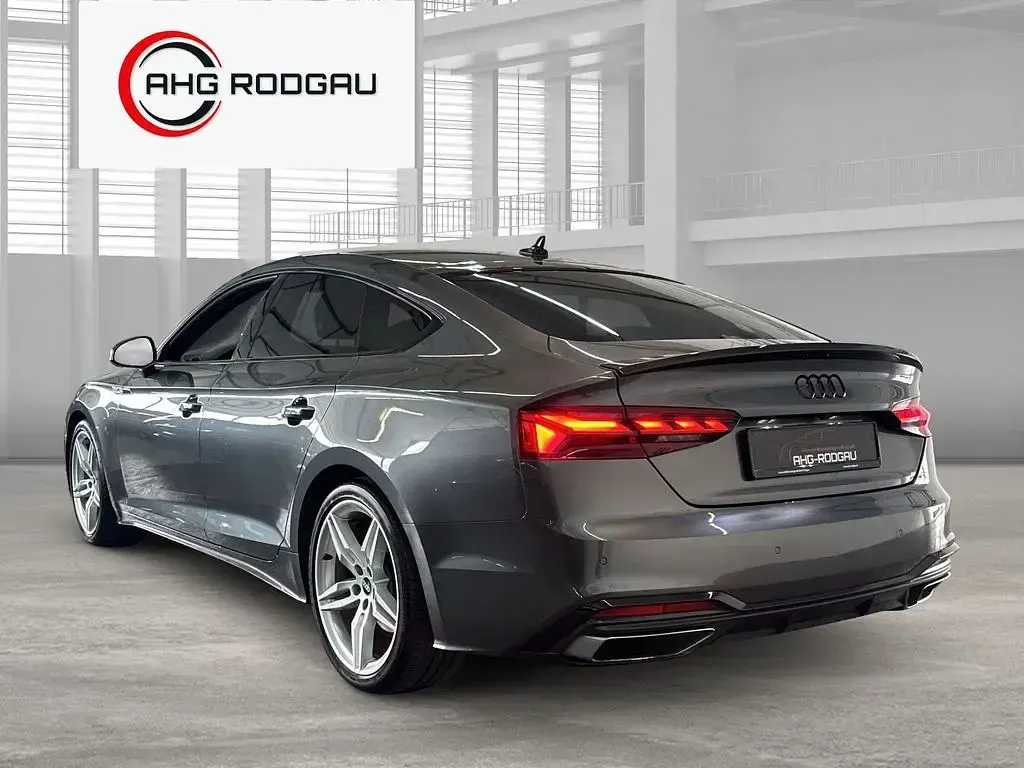 Gebraucht Audi A5 Sportback S-Line 163 PS (119 kW) 2024 Grau Kleinwagen