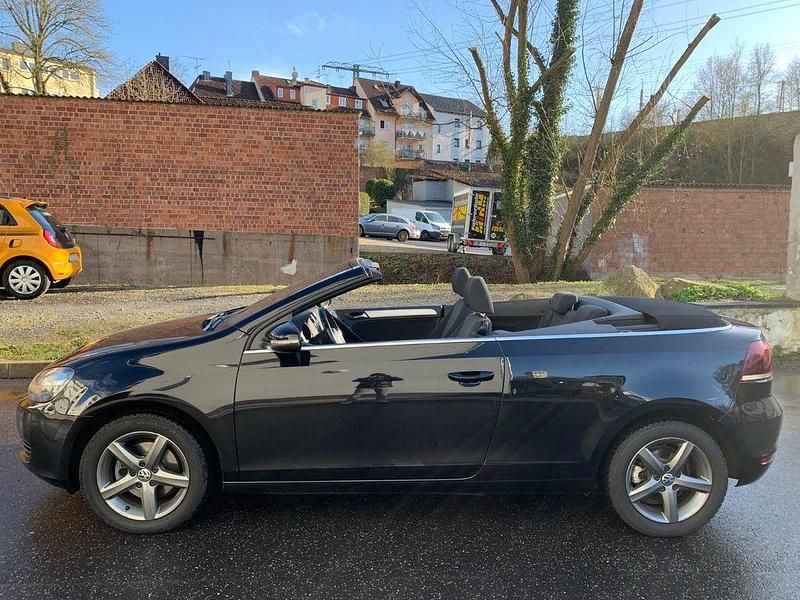 Gebraucht VW Golf Cabriolet 105 PS (77 kW) 2015 Schwarz Cabrio