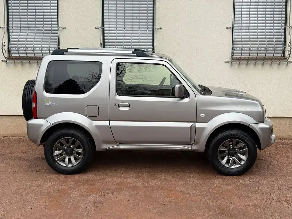 Occasion Suzuki Jimny Style 84 ch (61 kW) 2016 Gris SUV