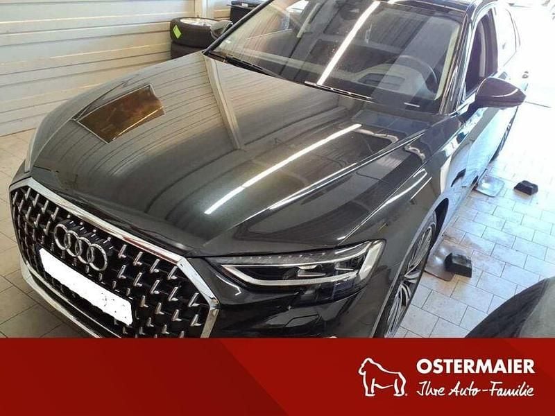 Vesuvgrau metallic Gebraucht 2022 Audi A8 Ambiente Limousine | 65.380 € (Superpreis) - Bild 1/4