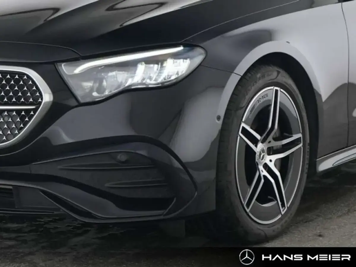 Gebraucht Mercedes E300 AMG 313 PS (230 kW) 2024 Lack obsidianschwarz Kombi