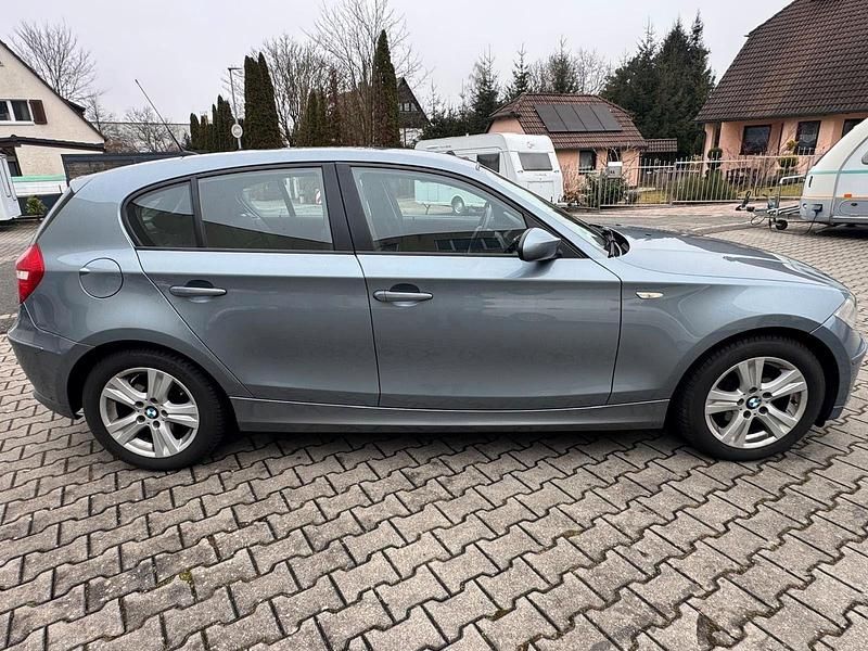 Gebraucht BMW 118 Advantage 150 PS (110 kW) 2007 Blau Kleinwagen