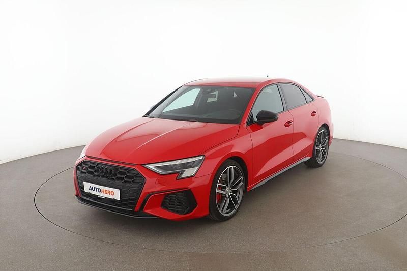 Rot Gebraucht 2022 Audi S3 Business Limousine | 37.000 € (Fairer Preis) - Bild 1/3