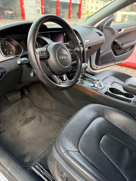 Gebraucht Audi A5 Sportback Sport 272 PS (200 kW) 2013 Silber Kleinwagen