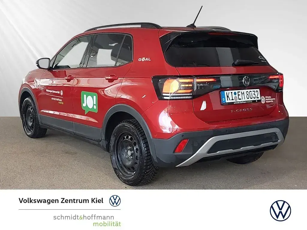 Gebraucht VW T-Cross Life 116 PS (85 kW) 2025 Kings red (rot) SUV