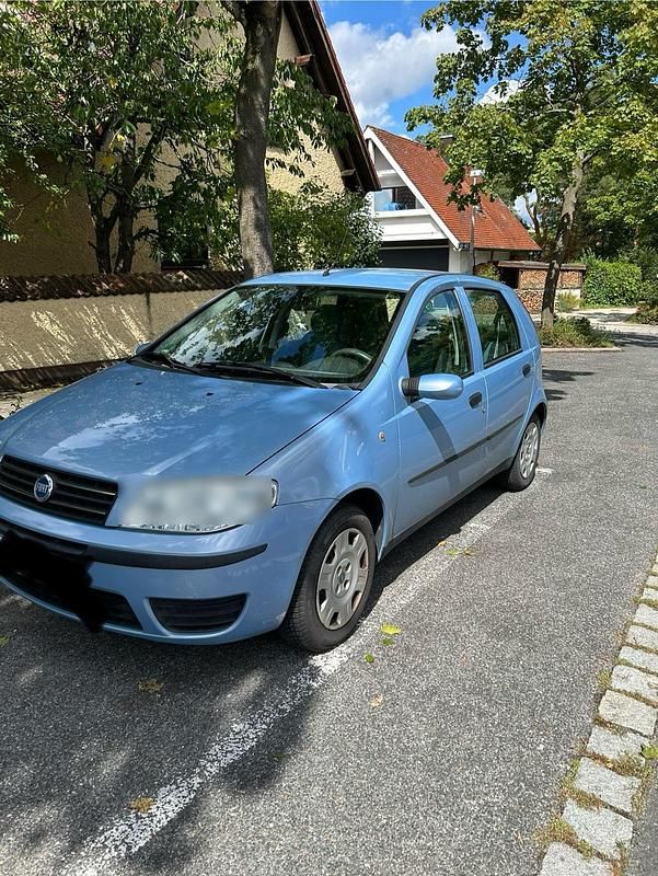 Blau Gebraucht 2006 Fiat Punto Kleinwagen | 600 € (Superpreis) - Bild 1/4