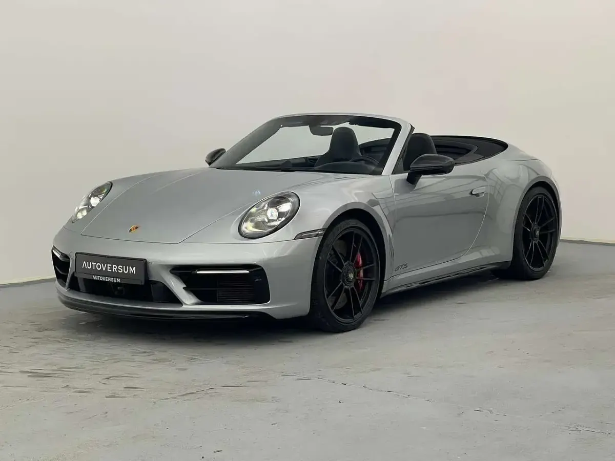Gebraucht Porsche 992 480 PS (353 kW) 2022 Dolomitisilber Cabrio