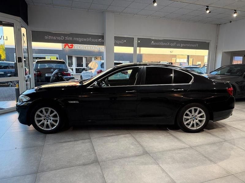 Second-hand BMW 520 Efficient Dynamics 184 CP (135 kW) 2013 Negru Berlinǎ