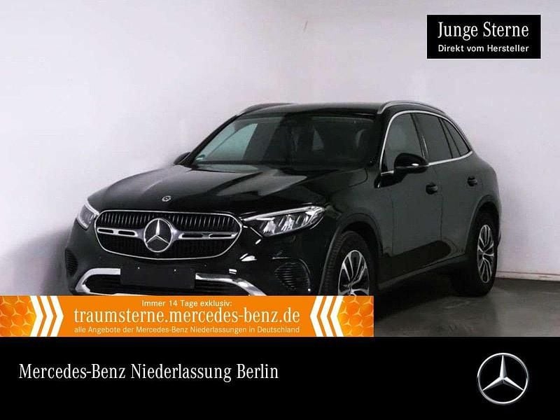 Schwarz Gebraucht 2024 Mercedes GLC200 Advanced Plus SUV | 46.990 € (Superpreis) - Bild 1/3