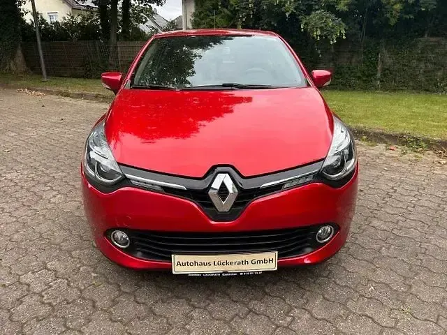 Gebraucht Renault Clio Dynamique 90 PS (66 kW) 2014 Rot Limousine
