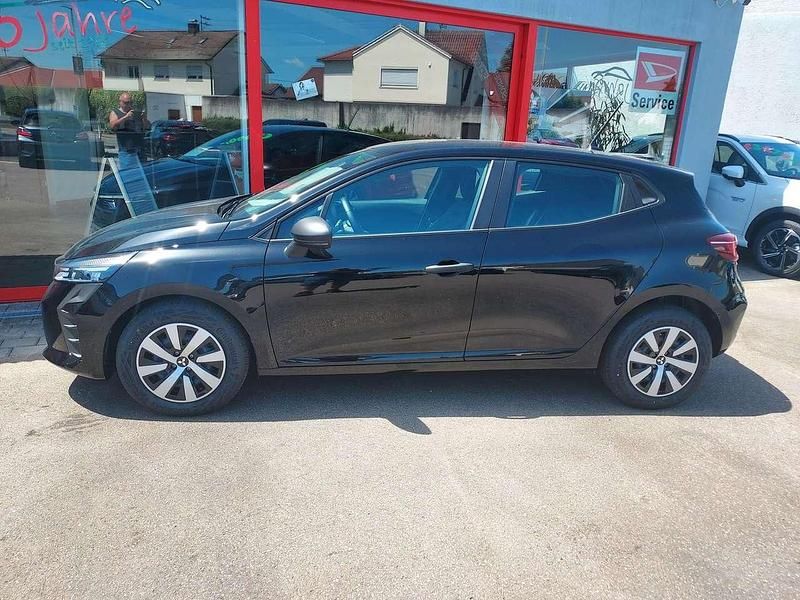 Gebraucht Mitsubishi Colt Basis 67 PS (49 kW) 2024 Schwarz Limousine