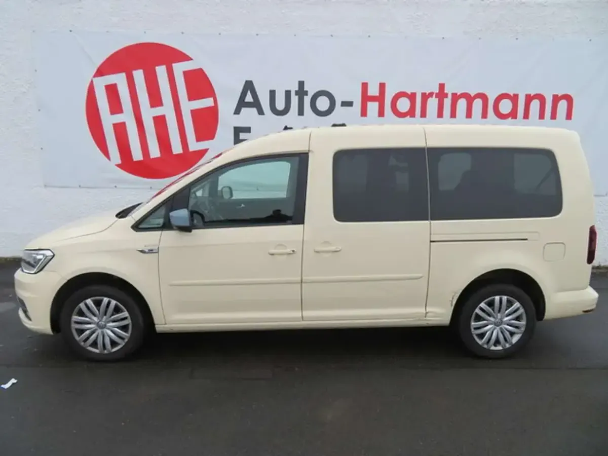 Gebraucht VW Caddy Maxi Comfortline 102 PS (75 kW) 2019 Hellelfenbein Van / Kleinbus