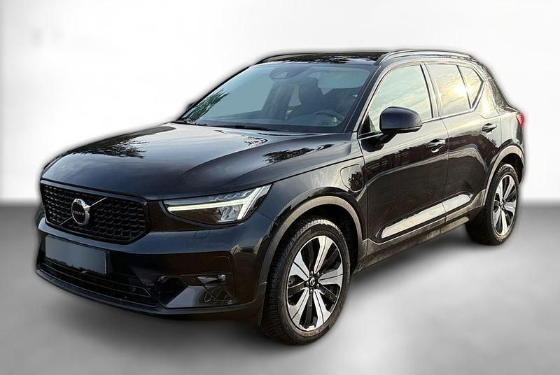 Gebraucht Volvo XC40 Plus 261 PS (191 kW) 2022 Schwarz metallic SUV
