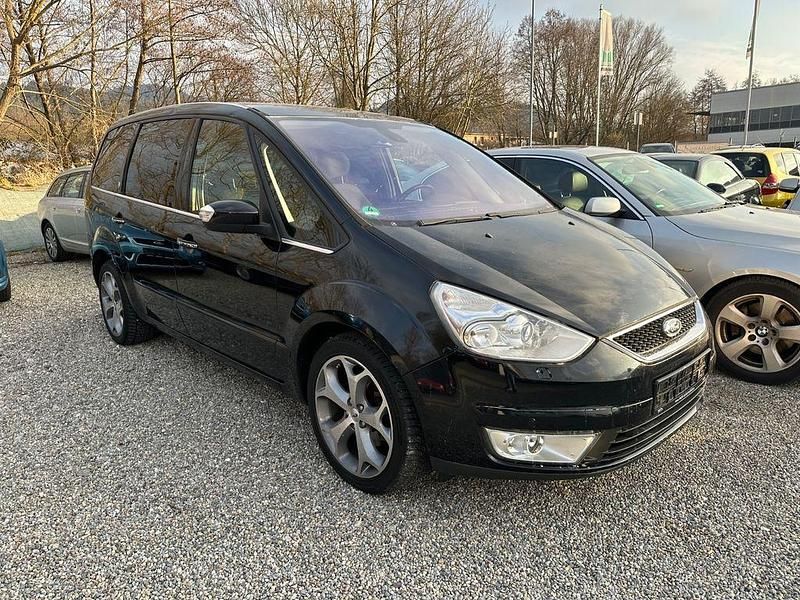 Schwarz Gebraucht 2008 Ford Galaxy Ghia Van / Kleinbus | 3.990 € (Fairer Preis) - Bild 1/4