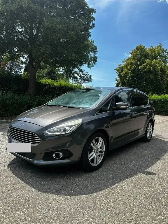 Gebraucht Ford S-MAX Titanium 211 PS (155 kW) 2016 Grau Van / Kleinbus