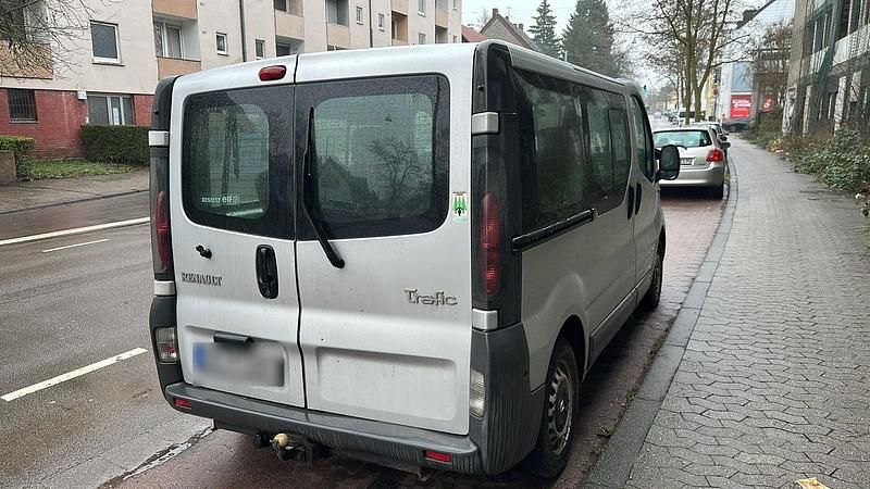Gebraucht Renault Trafic 100 PS (73 kW) 2003 Grau Van / Kleinbus