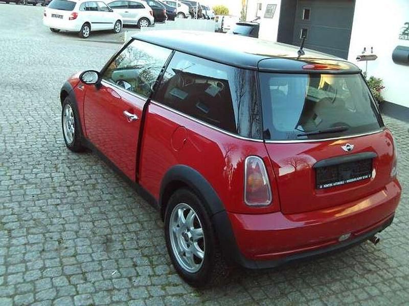 Gebraucht Mini ONE 90 PS (66 kW) 2003 Chili red Kleinwagen