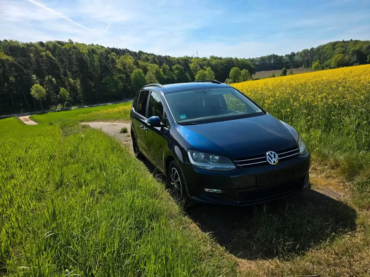 Gebraucht VW Sharan 177 PS (130 kW) 2011 Blau Van / Kleinbus
