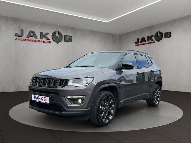 Granite crystal met. clear coat Gebraucht 2020 Jeep Compass SUV | 20.900 € (Fairer Preis) - Bild 1/4
