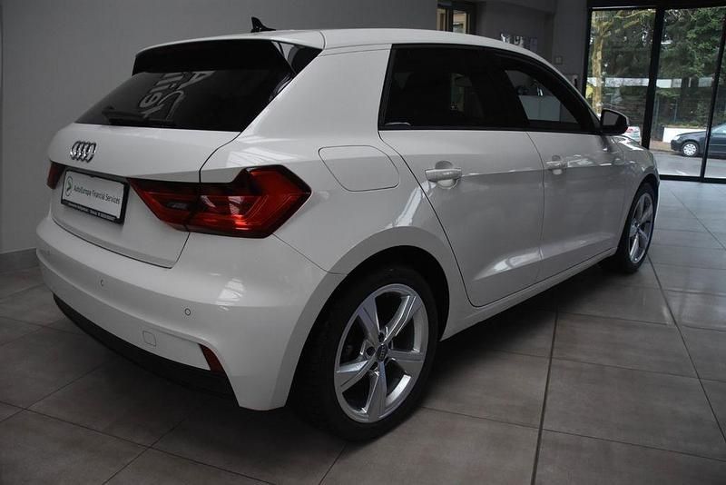 Gebraucht Audi A1 Sportback Comfort 110 PS (80 kW) 2022 Weiß Kleinwagen