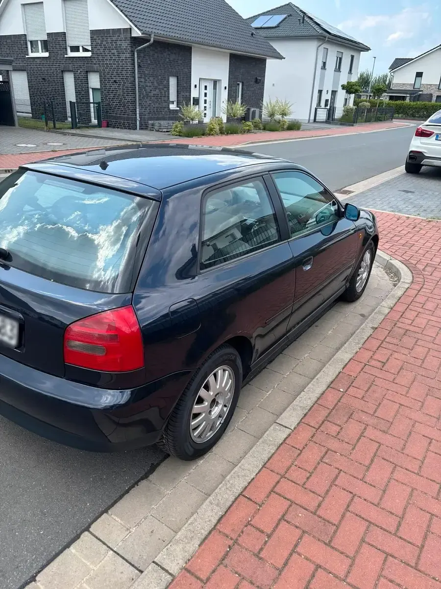 Gebraucht Audi A3 128 PS (94 kW) 1998 Blau Kleinwagen