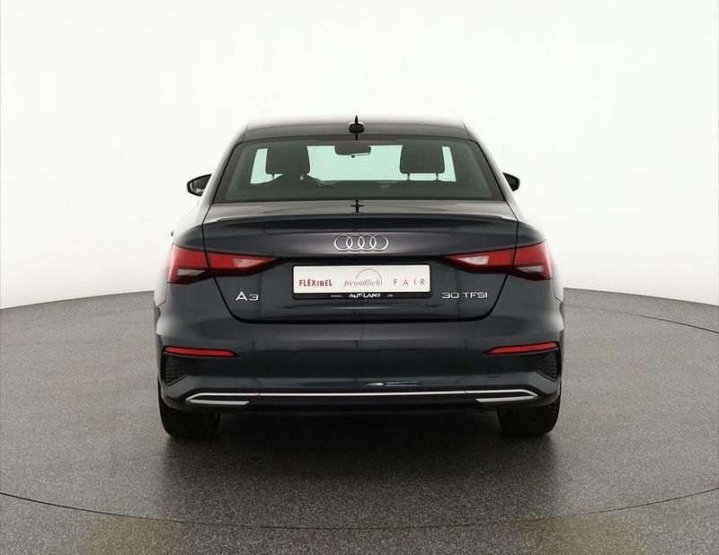 Gebraucht Audi A3 Advanced 110 PS (80 kW) 2022 Grau Limousine