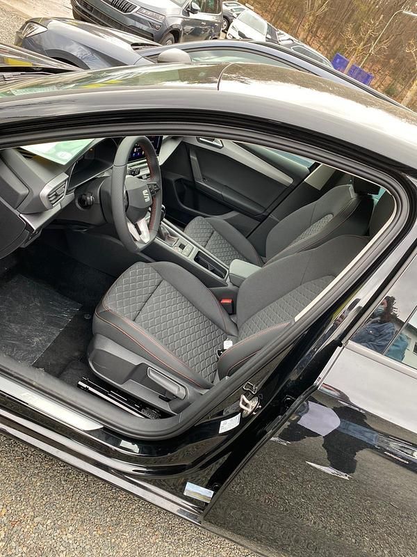 Gebraucht Seat Leon FR 150 PS (110 kW) 2021 Schwarz Limousine