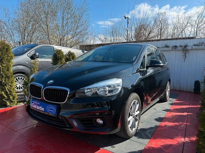 Gebraucht BMW 218 Gran Tourer Advantage 140 PS (102 kW) 2018 Schwarz Van / Kleinbus