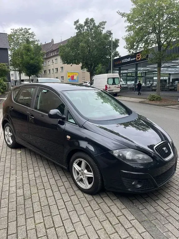 Gebraucht Seat Altea Style 140 PS (102 kW) 2012 Schwarz Van / Kleinbus