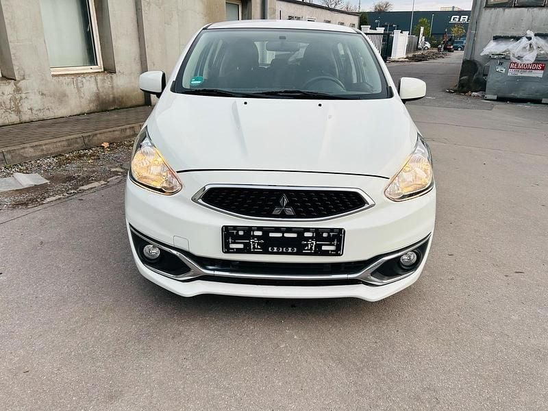 Gebraucht Mitsubishi Space Star 71 PS (52 kW) 2018 Weiß Kleinwagen