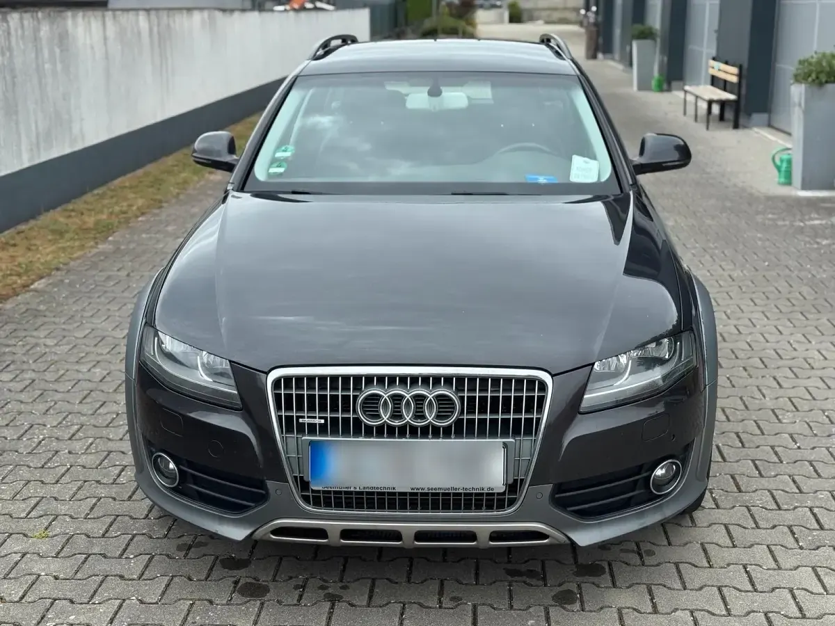 Gebraucht Audi A4 Allroad 140 PS (102 kW) 2011 Grau Kombi