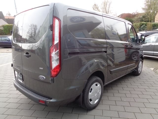 Gebraucht Ford Transit Custom 125 PS (91 kW) 2021 Magneticgrau (metallic) Van