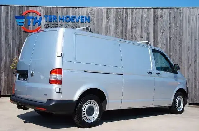 Gebraucht VW T5 140 PS (102 kW) 2013 Silber Van