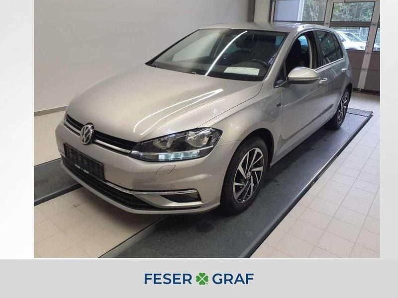 Tungsten silver metallic Gebraucht 2018 VW Golf VII Join Limousine | 12.970 € (Guter Preis) - Bild 1/4